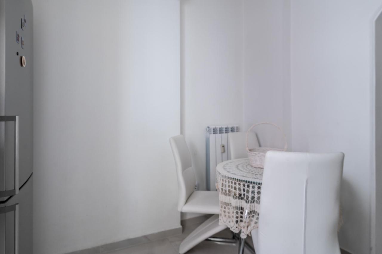 Central 2-Bd Bright Apartment In Sofia By Flat Mаnager Extérieur photo